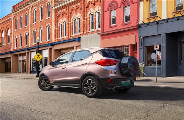 杀疯了!比亚迪新款元Pro上市:9.58万起 比预售价低4000(图7) 杀疯了!比亚迪新款元Pro上市:9.58万起 比预售价低4000(图7)